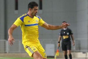 מצהוב לאדום? בן הרוש