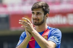 נהנה מהרגע. אנדרה גומש