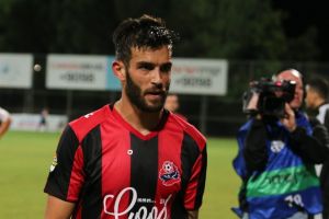 עלה מהספסל וכבש פעמיים. ממן