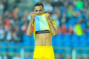 צריך נס. זהבי