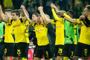 קשה שלא לאהוב אותם. שחקני דורטמונד בסיום