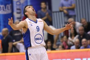 רוט. נפרד מהרצליה אחרי שנה