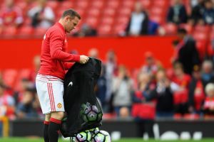 רוני על תקן מביא כדורים