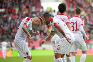 אאוגסבורג בורחת לחבורת התחתית