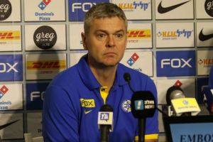 איינרס בגאצקיס. מכת פציעות