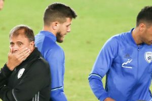 אלישע לוי. 20 שחקני שדה ורק מגן ימני אחד?