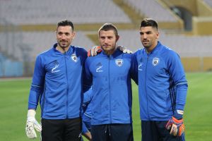 בניגוד לציפיות