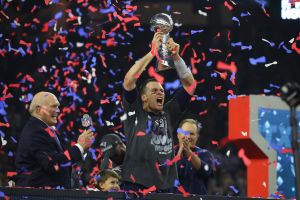 בריידי חוגג