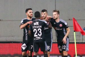 בשרון האמינו וניצחו את האלופה והמוליכה