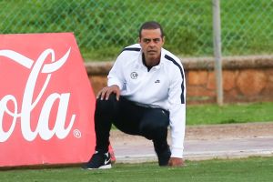 דורש הרבה מחניכיו. לוזון