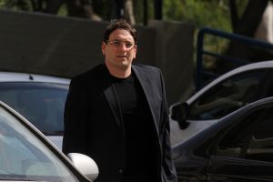 הצרות באות בצרורות