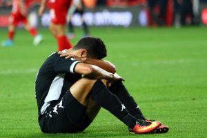 הראש באדמה ולא בגביע