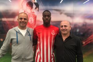 חדש באדום. גנדה