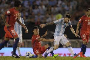 ליאו מסי. הסתבך עם השופטים