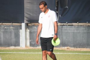 לפחות יקבל חיזוק לקווים