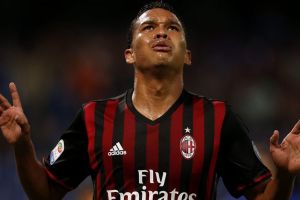 מה עובר עליו?