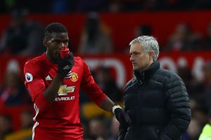 מוריניו ופוגבה. המאמן נותן גב