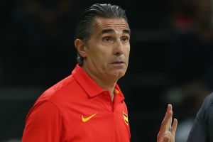 סקאריולו. הכסף שיחק תפקיד