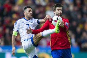 פיקה מול זהבי. בלאגן בספרד