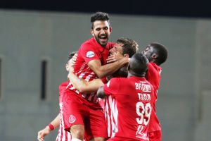 חגיגה אדומה