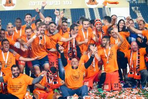 בני יהודה זוכה בגביע