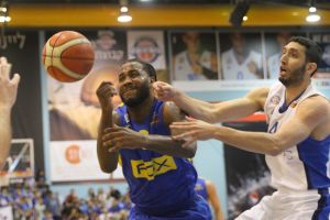 כארם משעור מול ויקטור ראד