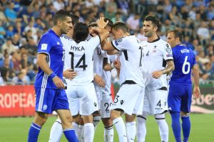 נבחרת אלבניה חוגגת מול ישראל