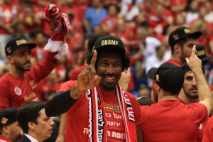 אמארה סטודמאייר. אלוף לראשונה בקריירה