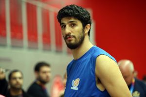 ליאור אליהו