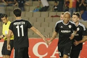 דינו אנדלובו וקרבאח חוגגים