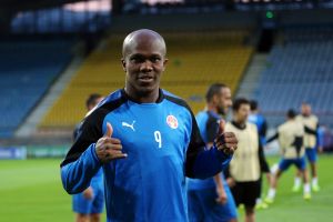 טוני וואקמה