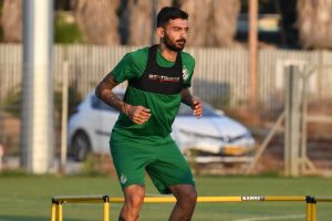 קלאוס. שער בבכורה