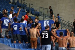 אוהדי הפועל פתח תקווה