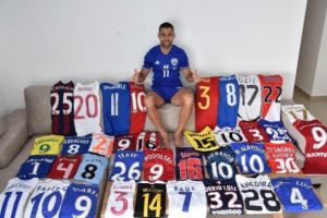 איתי שכטר והאוסף הפרטי שלו