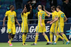 שחקני אסטנה חוגגים