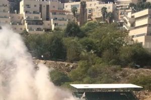 אבוקות באימון בית"ר ירושלים