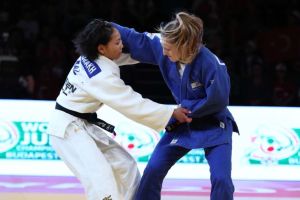 שירה ראשוני