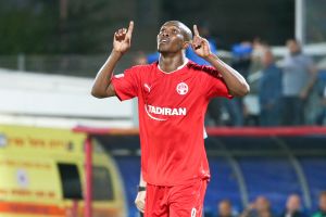 טוני וואקמה