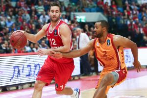 יוגב אוחיון מול ג'ורדן טיילור