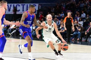 ניק קלאת'ס מול ריקי לדו