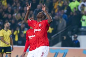 טוני וואקמה