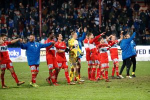 שחקני קורארייק חוגגים