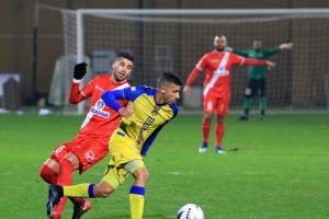 דור מיכה מול סגס תאמבי