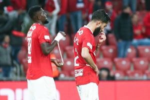 בן ביטון ג'ון אוגו