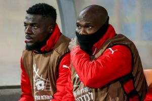 טוני וואקמה וג'ון אוגו