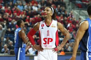 אדריאן בנקס