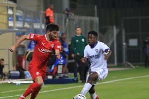 אורן ביטון עם נייג'ל האסלביינק