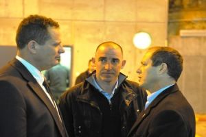 איציק קורנפיין