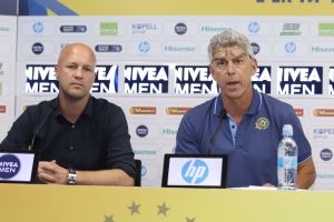 מיץ' גולדהאר וג'ורדי קרויף