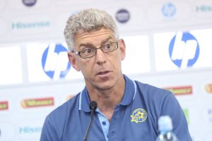 מיץ' גולדהאר